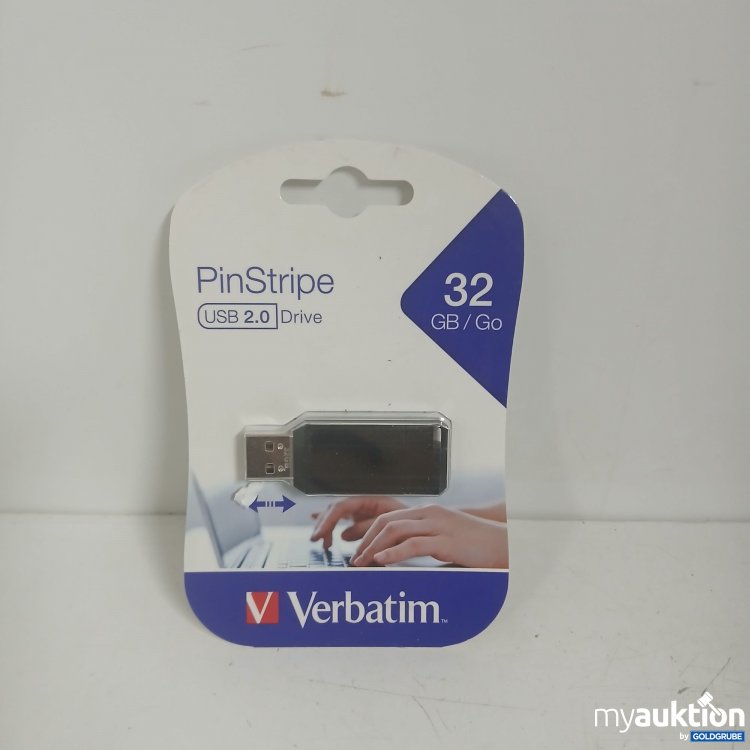 Artikel Nr. 877790 Artikel Nr. 877790: Verbatim PinStripe USB 2.0 Drive 32GB