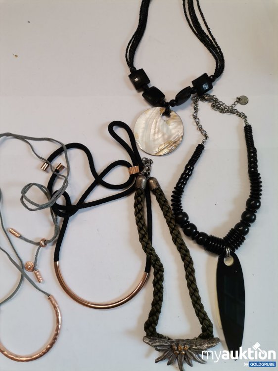 Artikel Nr. 813791: Halsketten lt Foto 