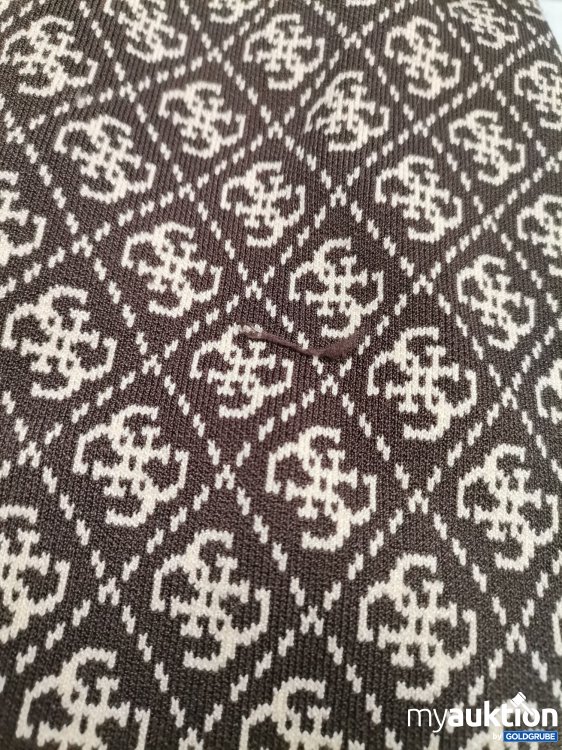 Artikel Nr. 837792: Guess Strickkleid leicht aufgezogen 