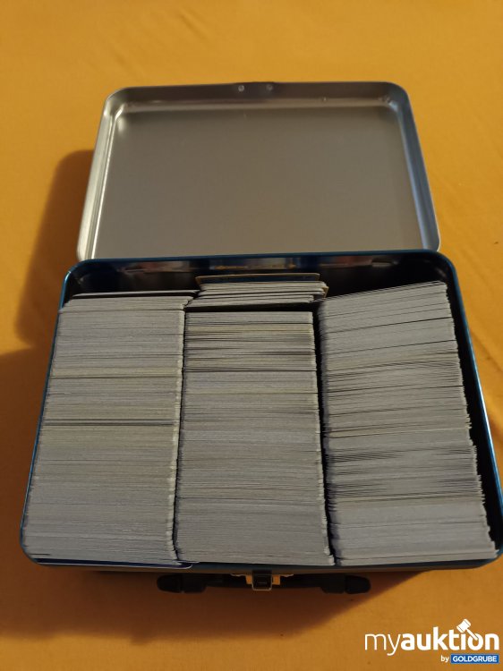 Artikel Nr. 906795: Volle Pokemon Metall Box mit ca. 1100 Karten