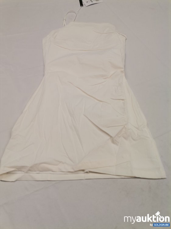 Artikel Nr. 836797: Bershka Minikleid 