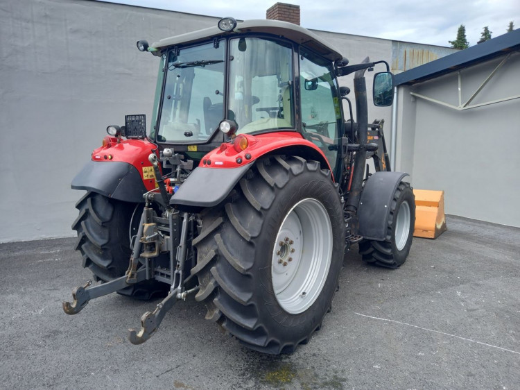 Artikel Nr. 338801: Massey Ferguson MF 5611 Dyna-4 Essential