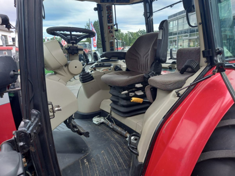 Artikel Nr. 338801: Massey Ferguson MF 5611 Dyna-4 Essential