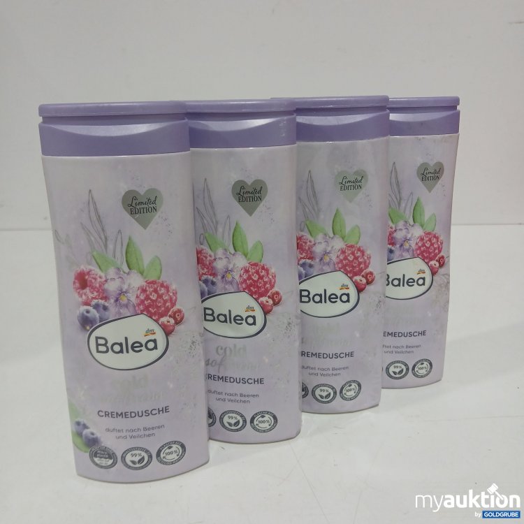 Artikel Nr. 885801: Balea Cremedusche cold softness Beeren & Veilchen 4 Stk. je 300ml