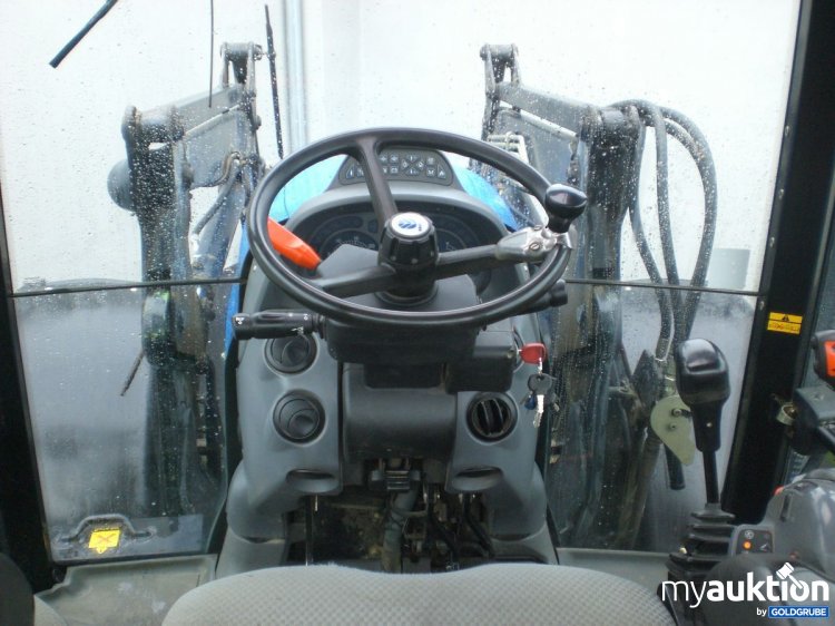 Artikel Nr. 338802: New Holland TS110