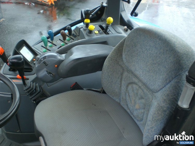 Artikel Nr. 338802: New Holland TS110