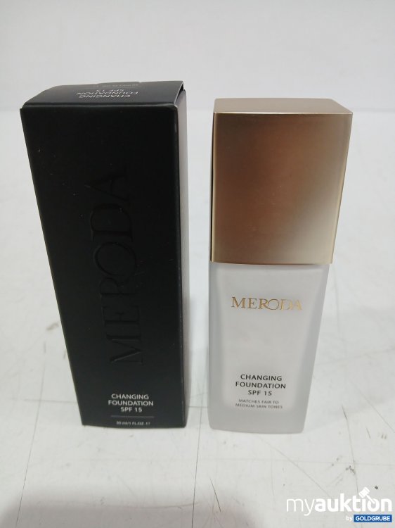Artikel Nr. 445803 Artikel Nr. 445803: MERODA Changing Foundation SPF 15
