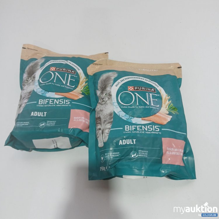 Artikel Nr. 834805: Purina One Trockenfutter für Katzen 2x750g