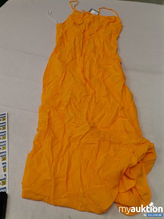 Artikel Nr. 716806 Artikel Nr. 716806: H&M Trägerkleid