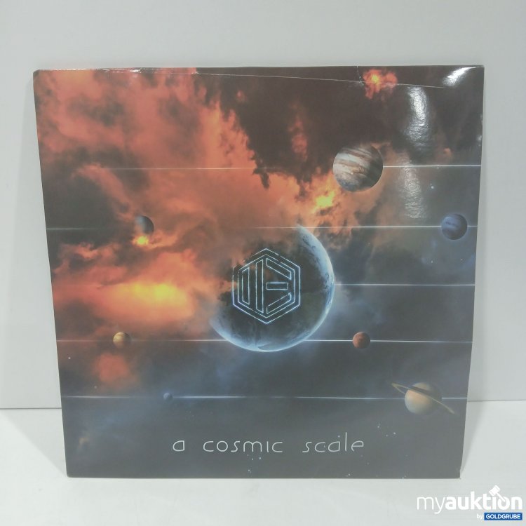 Artikel Nr. 870806 Artikel Nr. 870806: A Cosmic Scale Vinyl