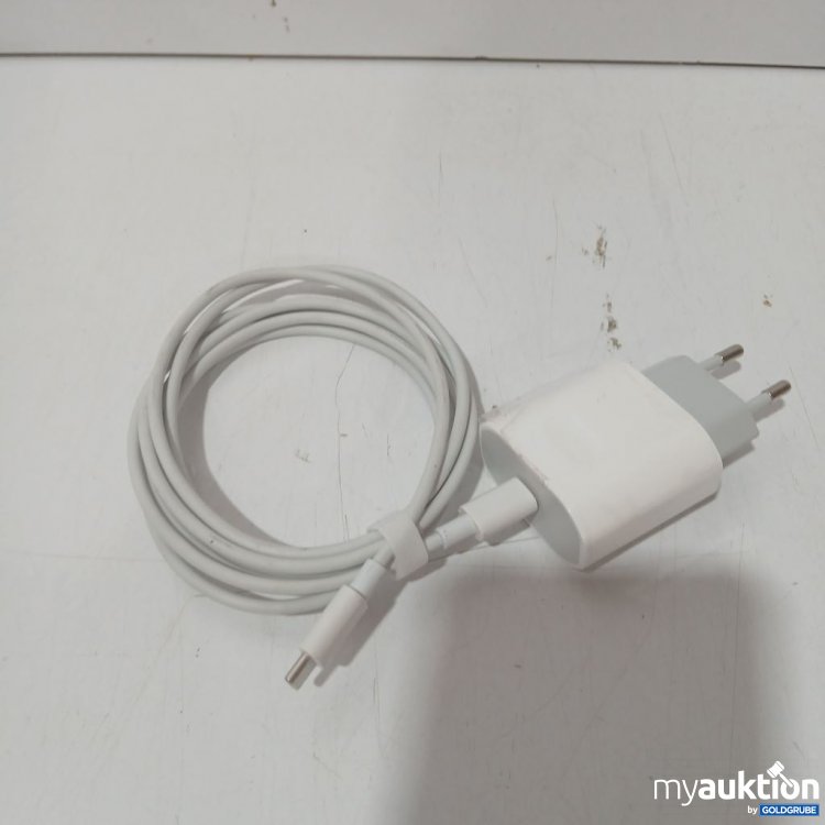 Artikel Nr. 930812 Artikel Nr. 930812: Netzteil mit Kabel USB-C