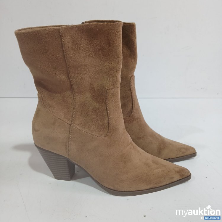 Artikel Nr. 956812: Bershka Stiefel