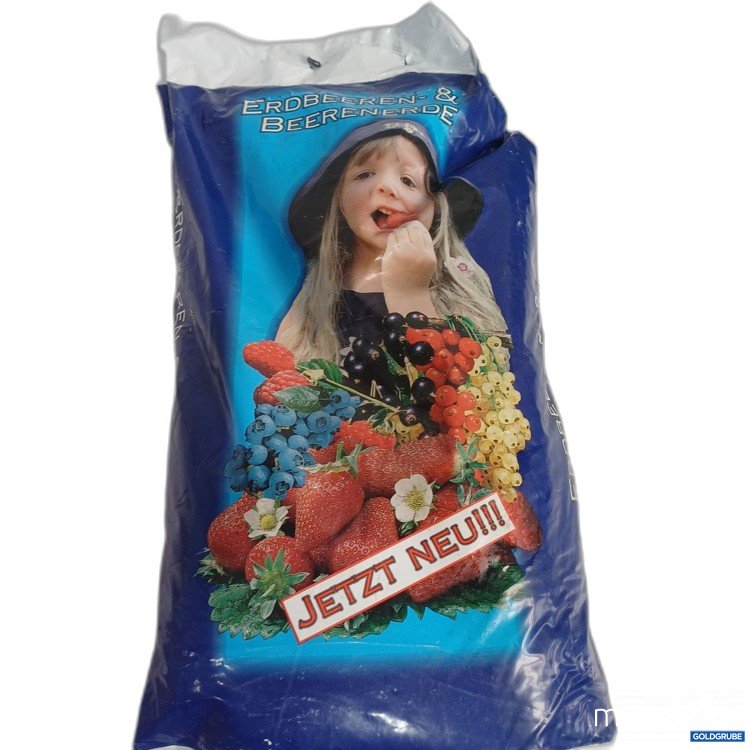 Artikel Nr. 987820 Artikel Nr. 987820: Erdbeerhof Zehelein-Schemm Erdbeeren- und Beeterde 15L