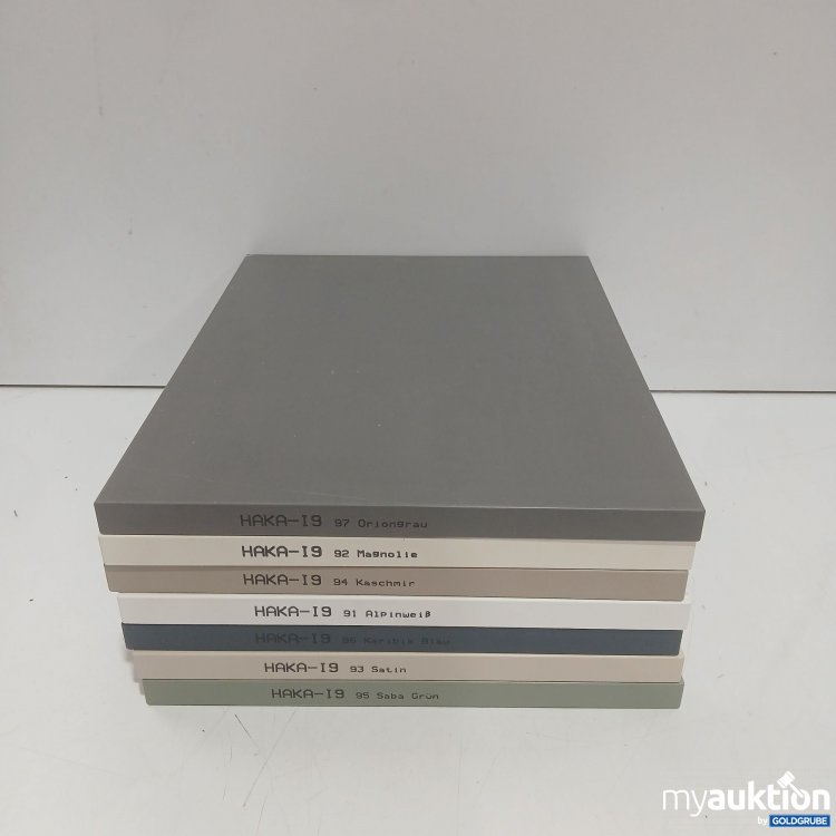 Artikel Nr. 993823 Artikel Nr. 993823: Hakaküche Diverse Ausstellungsplatten verschiedene Farben ca 38x30cm