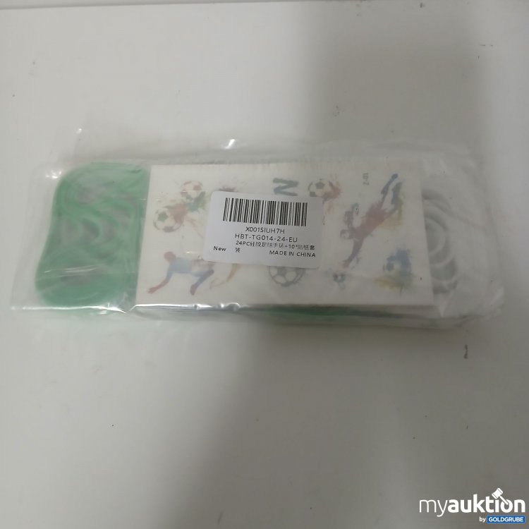 Artikel Nr. 916826: 24 Stück Fußball Armbänder 