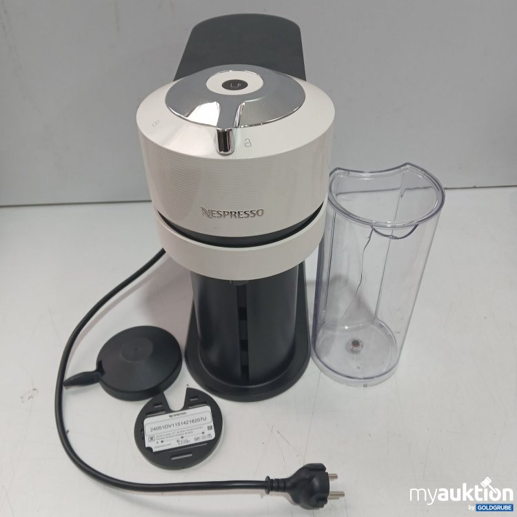 Artikel Nr. 478829 Artikel Nr. 478829: Nespresso Vertuo Kapselmaschine gebraucht mit Kabel und defektem Wassertank