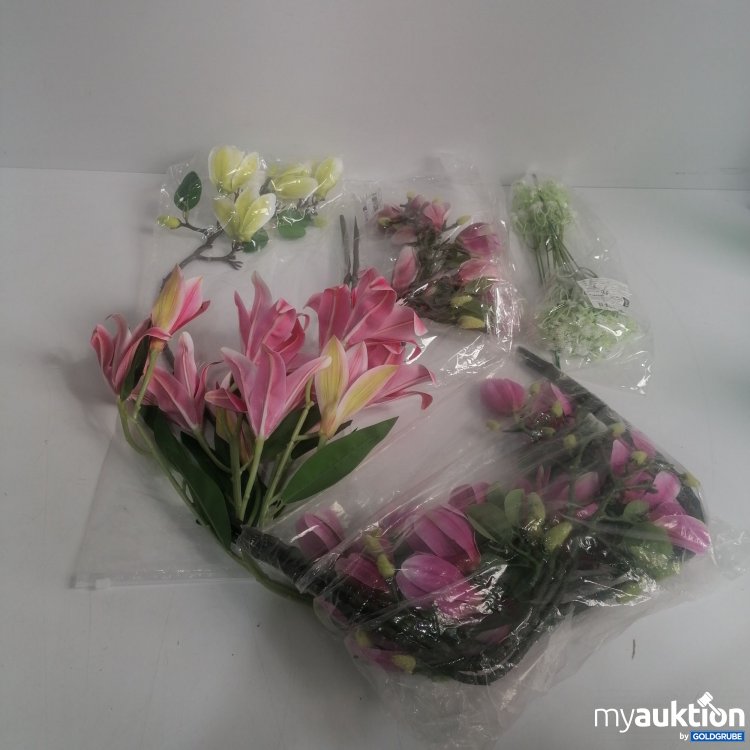 Artikel Nr. 855831 Artikel Nr. 855831: Div. Blumen Deko aus Plastik/Stoff