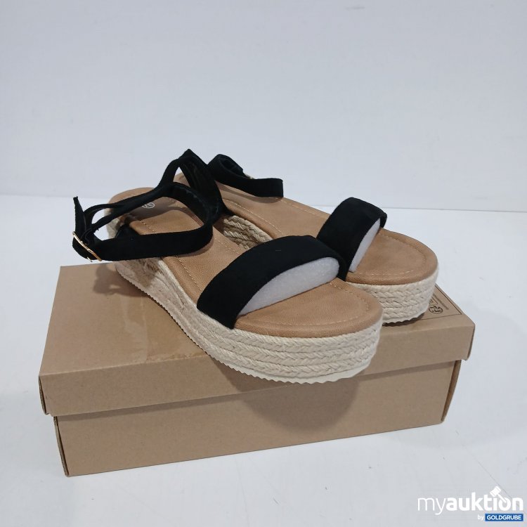 Artikel Nr. 870835 Artikel Nr. 870835: Sandalen