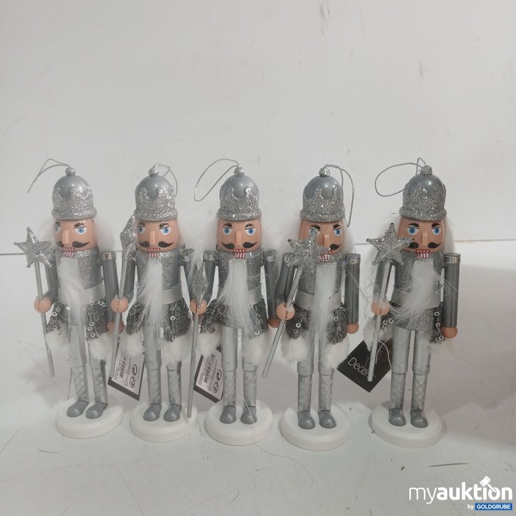 Artikel Nr. 939836: Decoris Nussknacker zum Aufhängen silber ca. 18cm