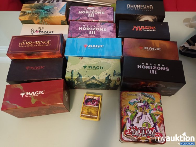 Artikel Nr. 906838: Verschiedene Sammelboxen und 62 Pokemon Karten 