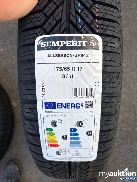 Artikel Nr. 445839 Artikel Nr. 445839: Semperit Allseason-Grip 175/65 R17 87 H