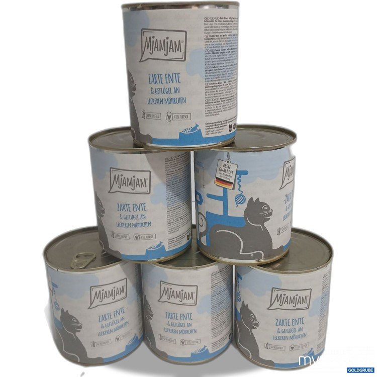 Artikel Nr. 956839: Mjamjam Katzenfutter zarte Ente & Geflügel an leckeren Möhrchen je 800g