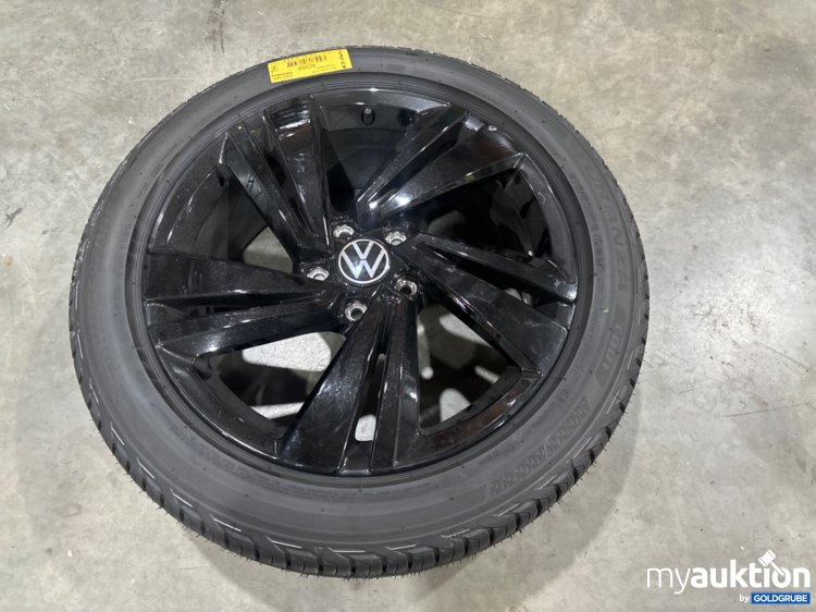 Artikel Nr. 435840 Artikel Nr. 435840: Bridgestone Reifen mit VW Felge 215/50R18
