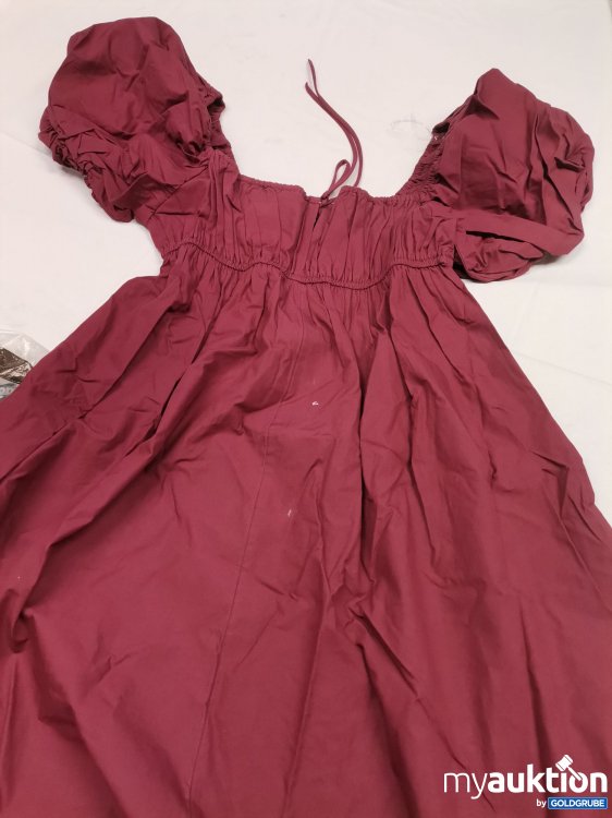 Artikel Nr. 879844 Artikel Nr. 879844: Asos Kleid