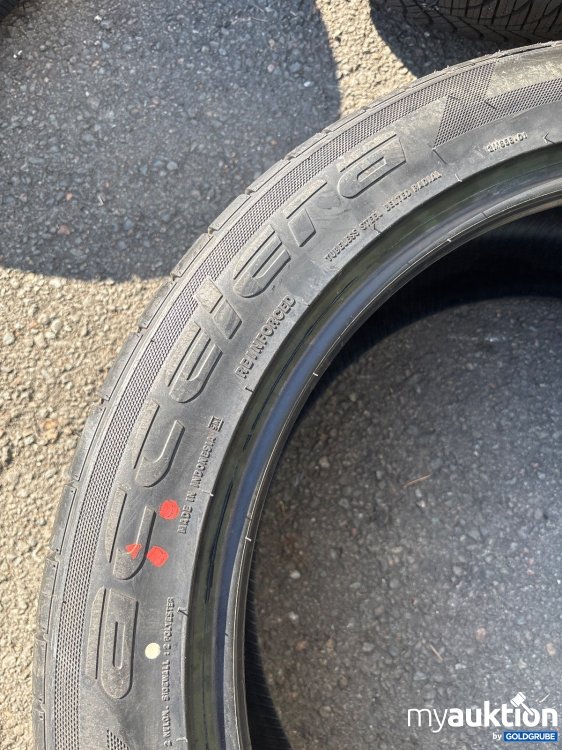 Artikel Nr. 445845 Artikel Nr. 445845: Accelera Reifen 285/45 R22 114 V XL