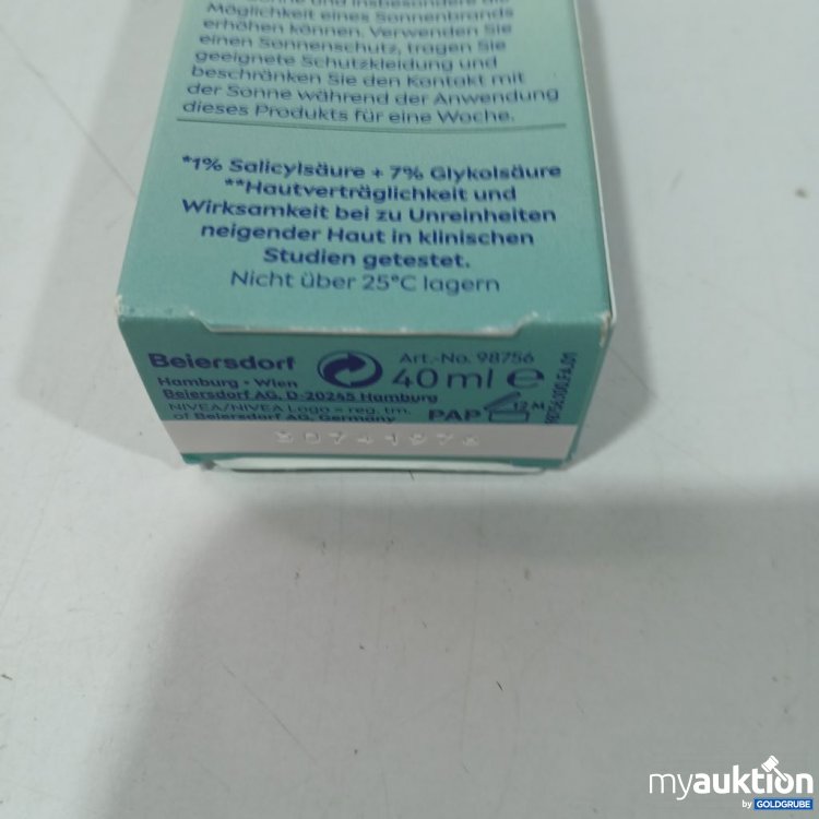 Artikel Nr. 918846: NIVEA DERMA SKIN CLEAR Nacht Peeling Serum