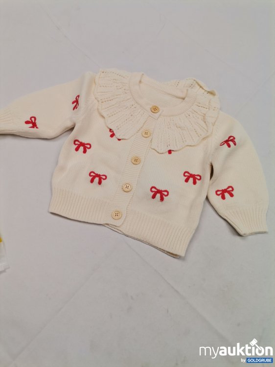 Artikel Nr. 822848: Angou Strickjacke 