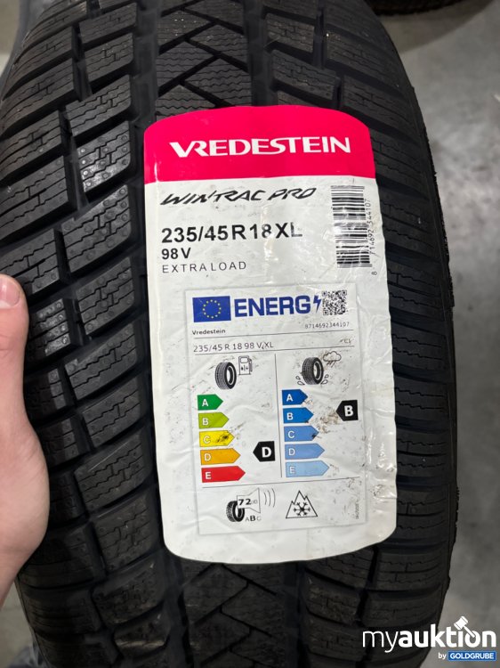 Artikel Nr. 435849 Artikel Nr. 435849: Vredestein Winterac Pro 235/45R18XL
