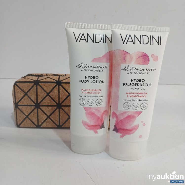 Artikel Nr. 888850: Vandini Set mit Kosmetiktasche 2x200ml 
