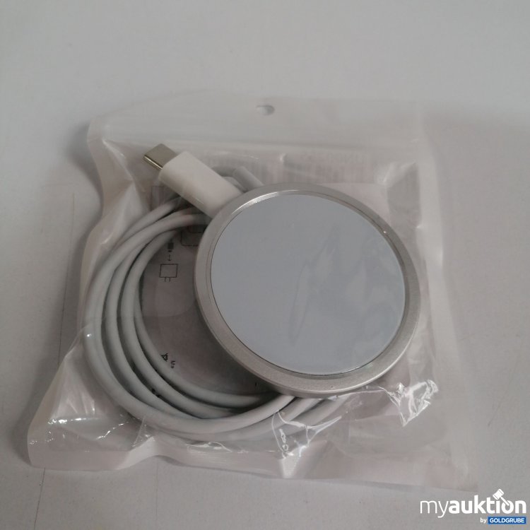 Artikel Nr. 847852 Artikel Nr. 847852: Imitation Apple 12L Wireless Charger