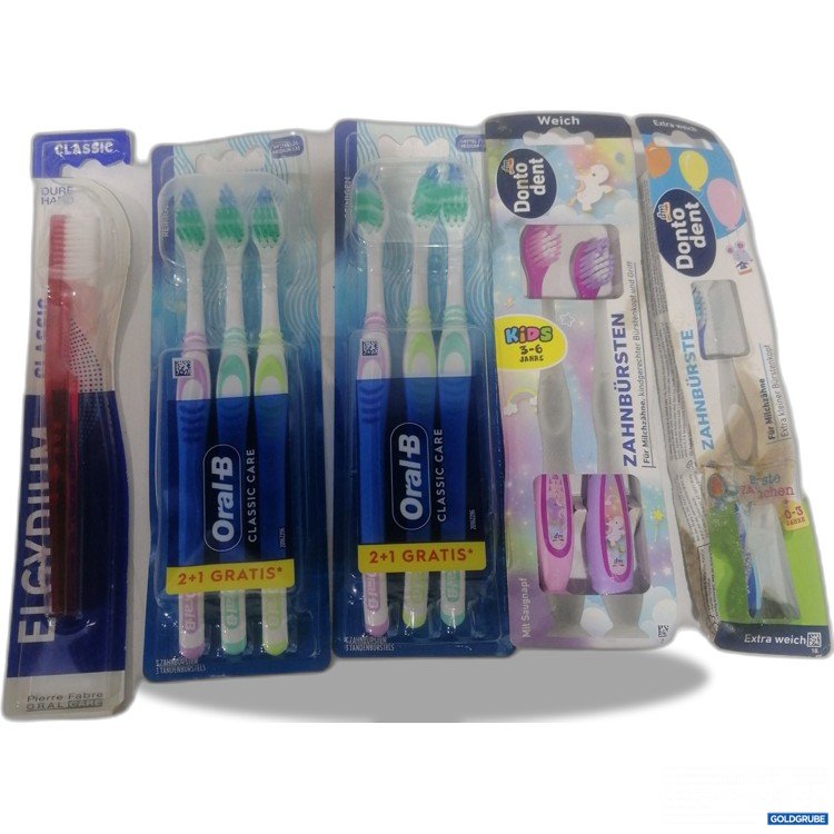 Artikel Nr. 883853: Diverse Zahnbürsten