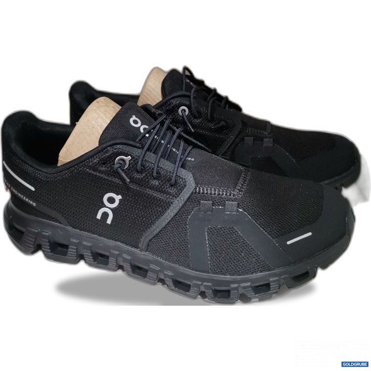 Artikel Nr. 951853 Artikel Nr. 951853: On cloud cloud 6