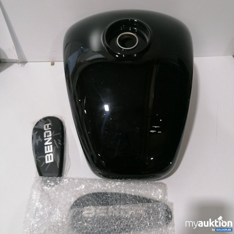 Artikel Nr. 881854 Artikel Nr. 881854: Kraftstoffbehälter & Seitendeckel Schwarz