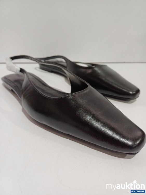 Artikel Nr. 878857 Artikel Nr. 878857: NA-KD Squared Toe Slingback Flats