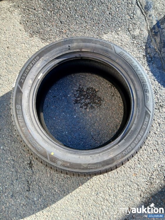 Artikel Nr. 524859: Vredestein Reifen 255/70 R19