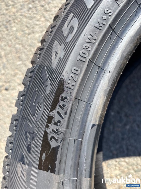 Artikel Nr. 445860 Artikel Nr. 445860: Pirelli Reifen 245/45 R20 103W M+S