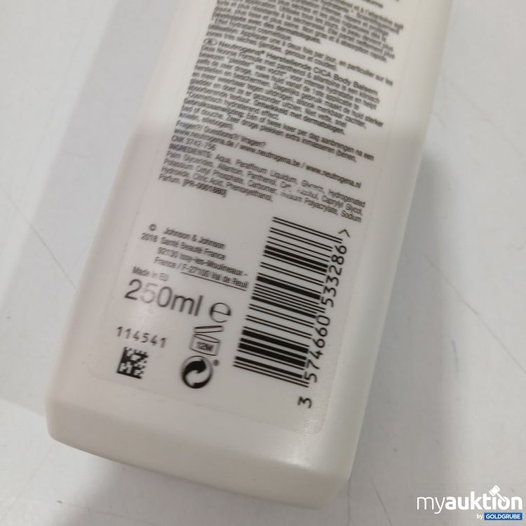 Artikel Nr. 918860: Neutrogena Intense Repair Reparierender CICA Bodybalsam 250 ml