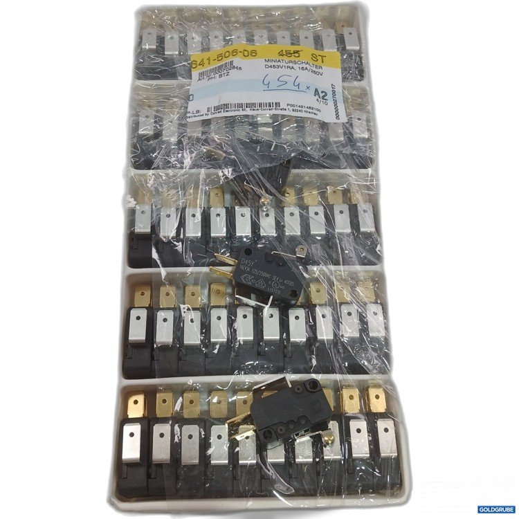 Artikel Nr. 444863: Diverse Miniaturschalter D453V1RA 16A/250V 54 stk