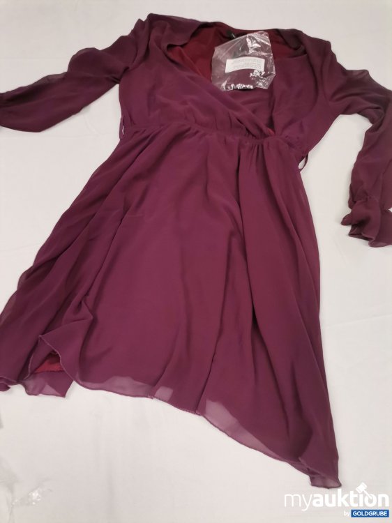 Artikel Nr. 862864: Trendyol Kleid 