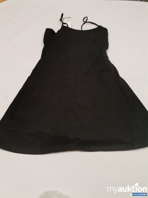 Artikel Nr. 879870 Artikel Nr. 879870: H&M Minikleid