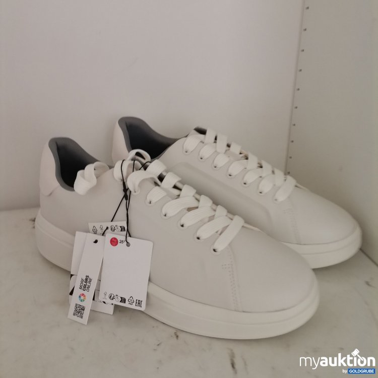 Artikel Nr. 817872 Artikel Nr. 817872: Zara Sneaker
