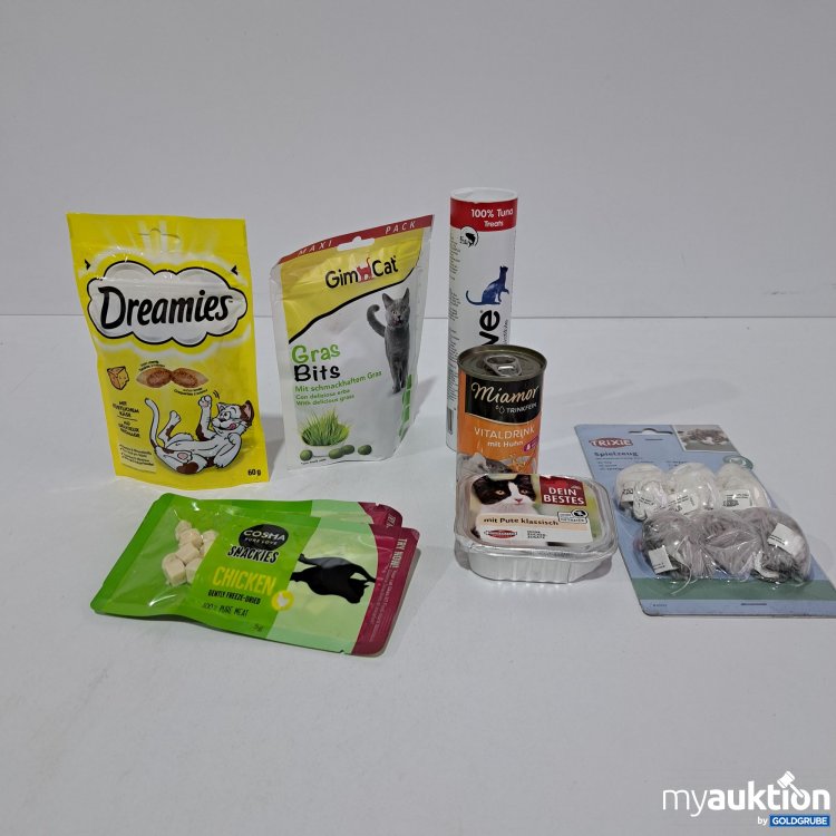 Artikel Nr. 808873 Artikel Nr. 808873: Diverses Katzenfutter und Spielzeug lt. Foto