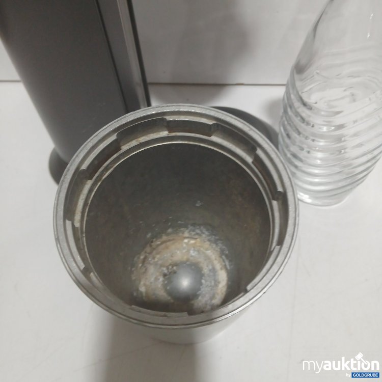 Artikel Nr. 443875 Artikel Nr. 443875: Wassersprudler mit Glasflasche gebraucht,beschädigt und verschmutzt