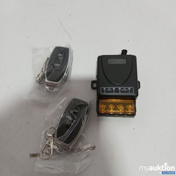 Artikel Nr. 963877: Fernschalter mit 2x Fernbedienung