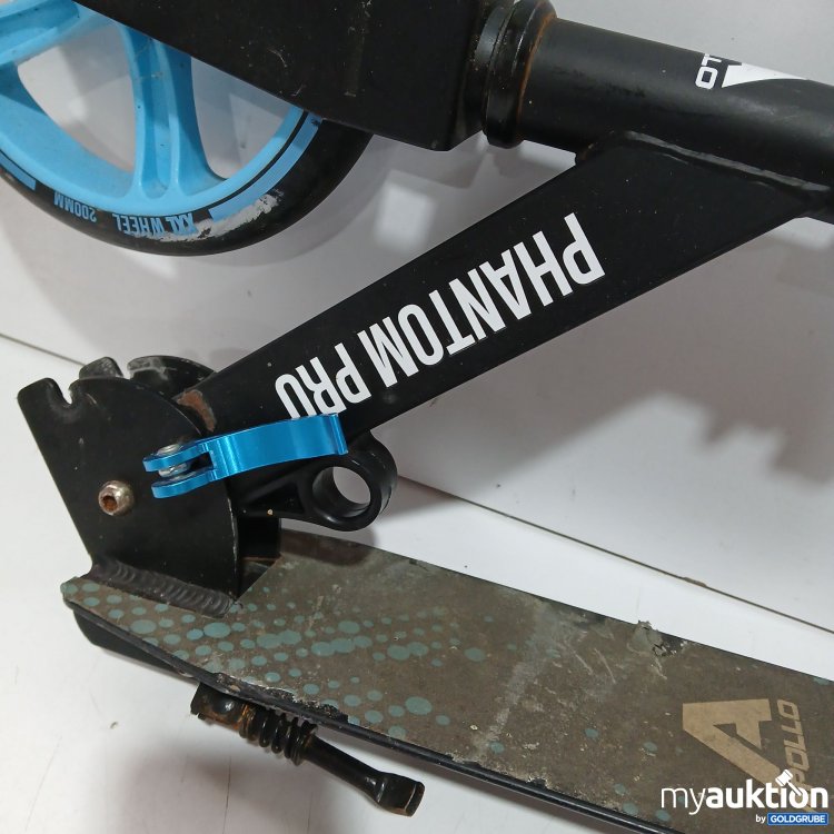 Artikel Nr. 462878: Roller schwarz/blau