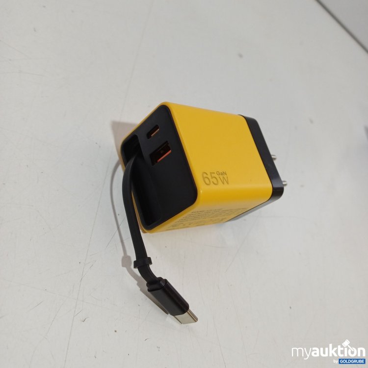Artikel Nr. 989879 Artikel Nr. 989879: Steckdosenstecker mit integriertem Kabel